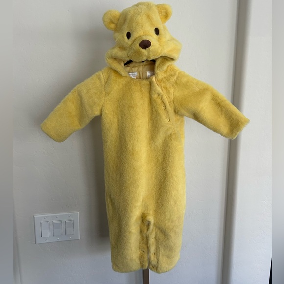 Pottery Barn Disney Winnie The Pooh Halloween Costume Like New 12-24 Months - Picture 2 of 7